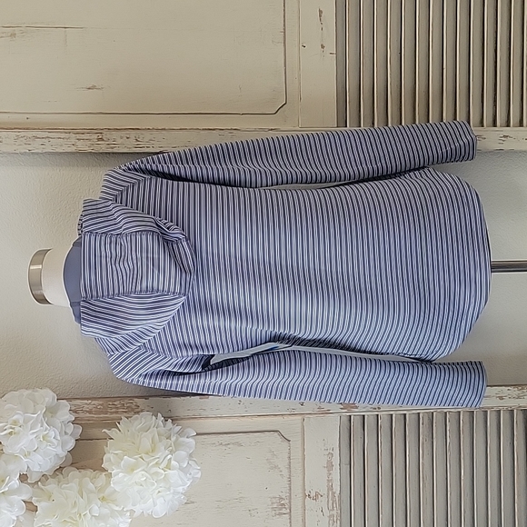 NWT, Columbia Bryce Canyon blue and white striped women's XS Hoodie - Picture 8 of 15